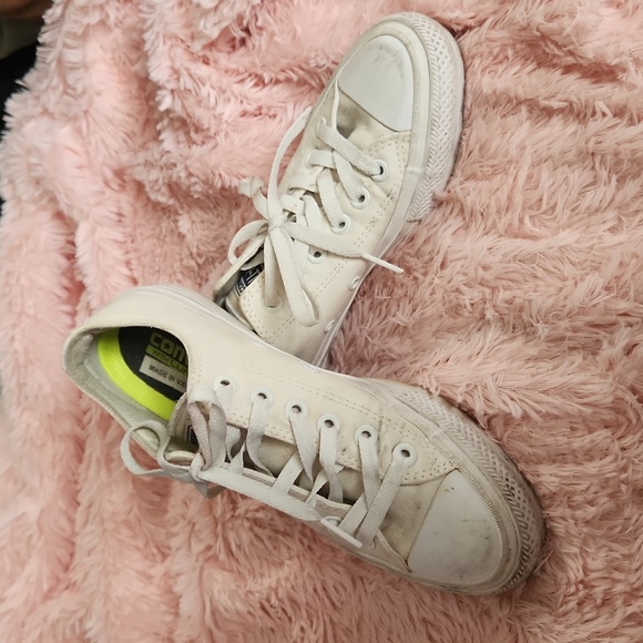 All white low top Converse All Star - Picture 1 of 5